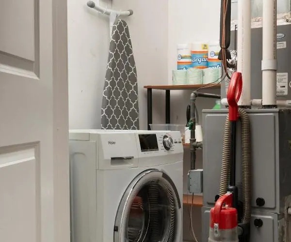 Flexhome East Village - Modern 2br - Quiet Street Apartment *