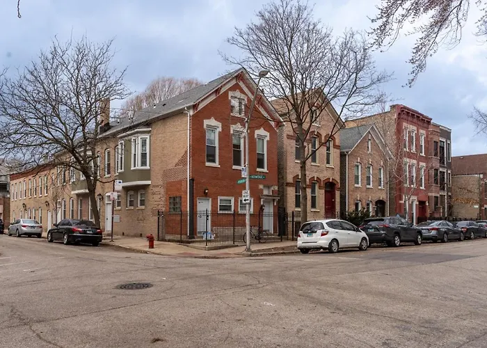 Flexhome East Village - Modern 2br - Quiet Street